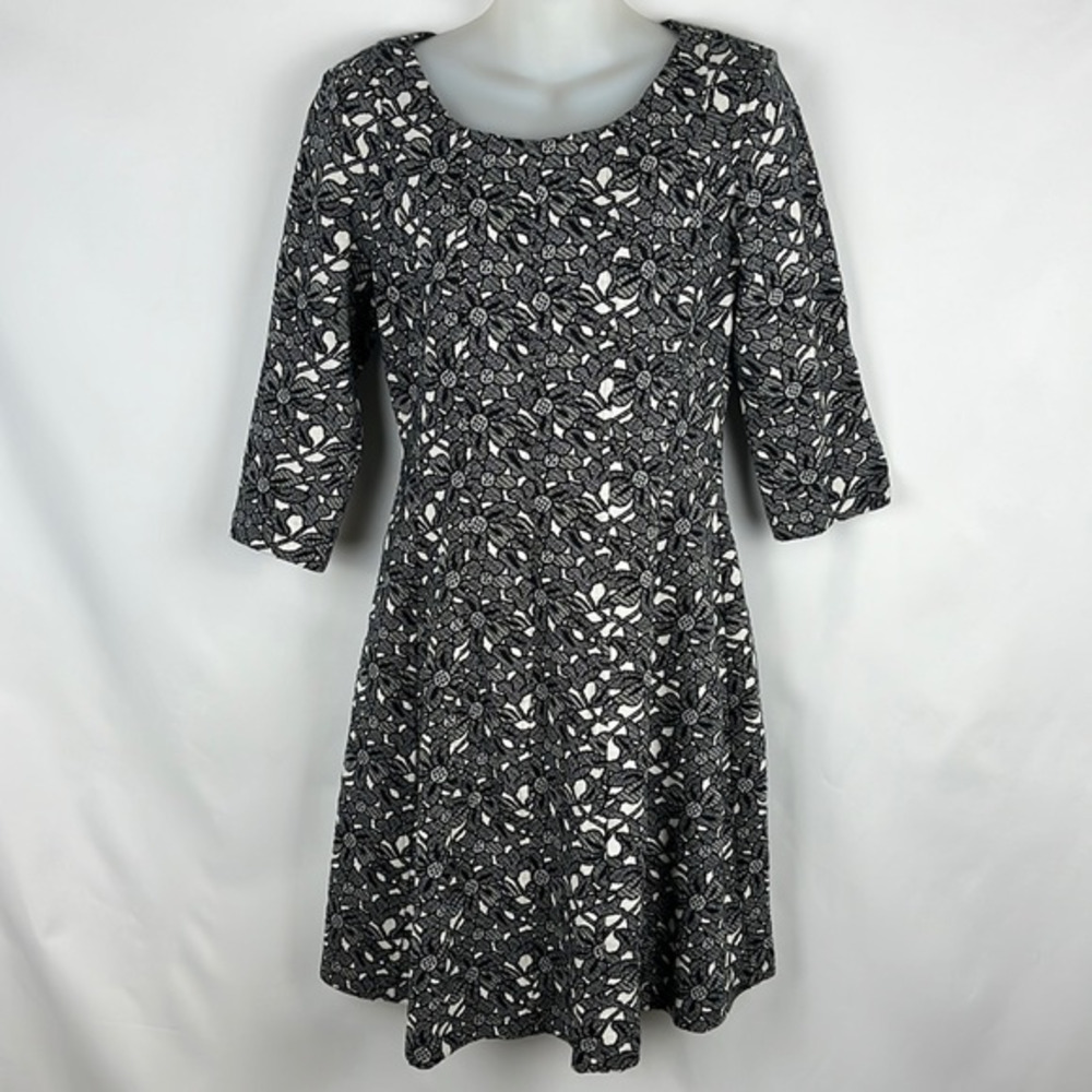 Taylor Flora lDetail Black and White 3/4 Sleeve Mini Dress Size 8